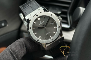 Đồng Hồ Hublot Rep 1:1 Hublot Classic Fusion Titanium Grey Dial 42mm JJ+ Factory