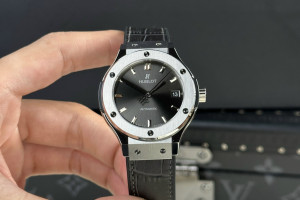 Đồng Hồ Hublot Rep 1:1 Classic Fusion Titanium Màu Xám 38mm JJ Factory