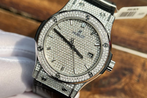 Đồng Hồ Hublot Rep 1:1 Hublot Classic Fusion Độ Full Moissanite Dial Full Moiss 42mm JJF Factory