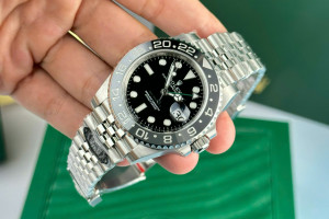 Đồng Hồ Rolex Rep 1:1 Rolex GMT-Master II 126710GRNR 40mm CLEAN Factory